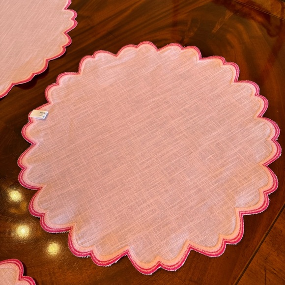 NEW Society Social Hma Decor Peony Pink Linen Placemats- Set of 4 - Picture 8 of 15